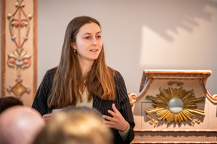 Naima Grossman presenting. 