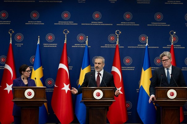 Swedish Minister for Foreign Affairs Maria Malmer Stenergard, Turkish Minister of Foreign Affairs Hakan Fidan and Swedish Minister for Justice Gunnar Strömmer take part in a joint press conference on 21 January.