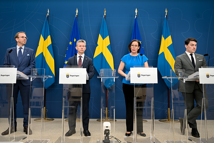 The ministers during a press conference