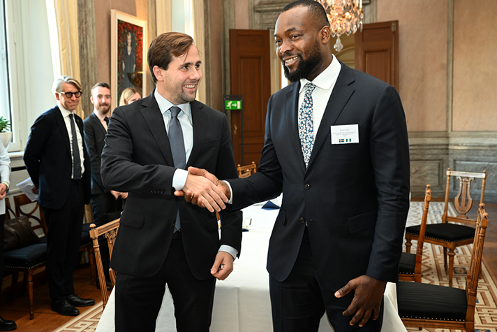 The two ministers walking and talking